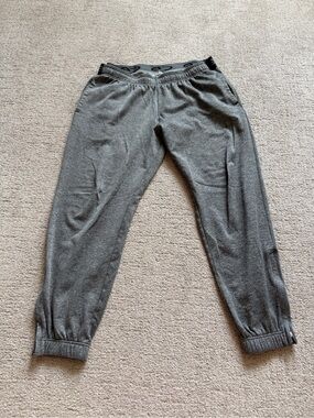 Champion Men's Gray Activewear Joggers - XL